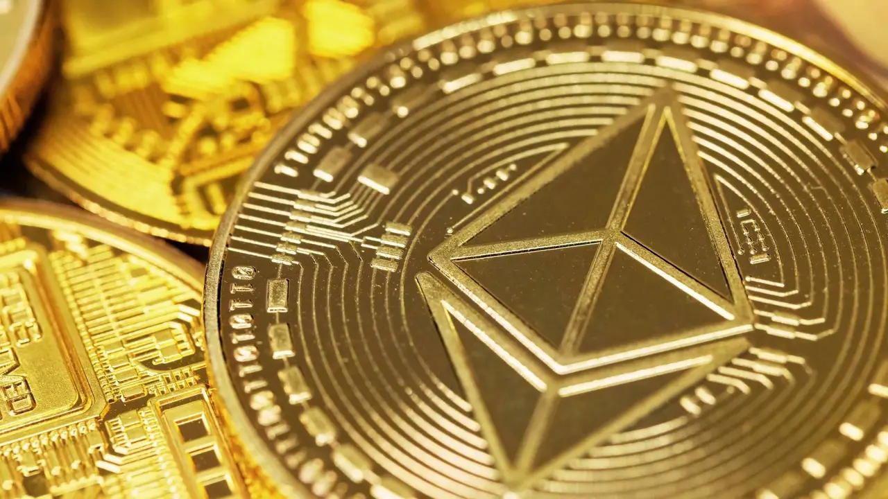 Eksperci wskazują, iż Ethereum dołek ma już za sobą. „Odwrócenie trendu w toku”