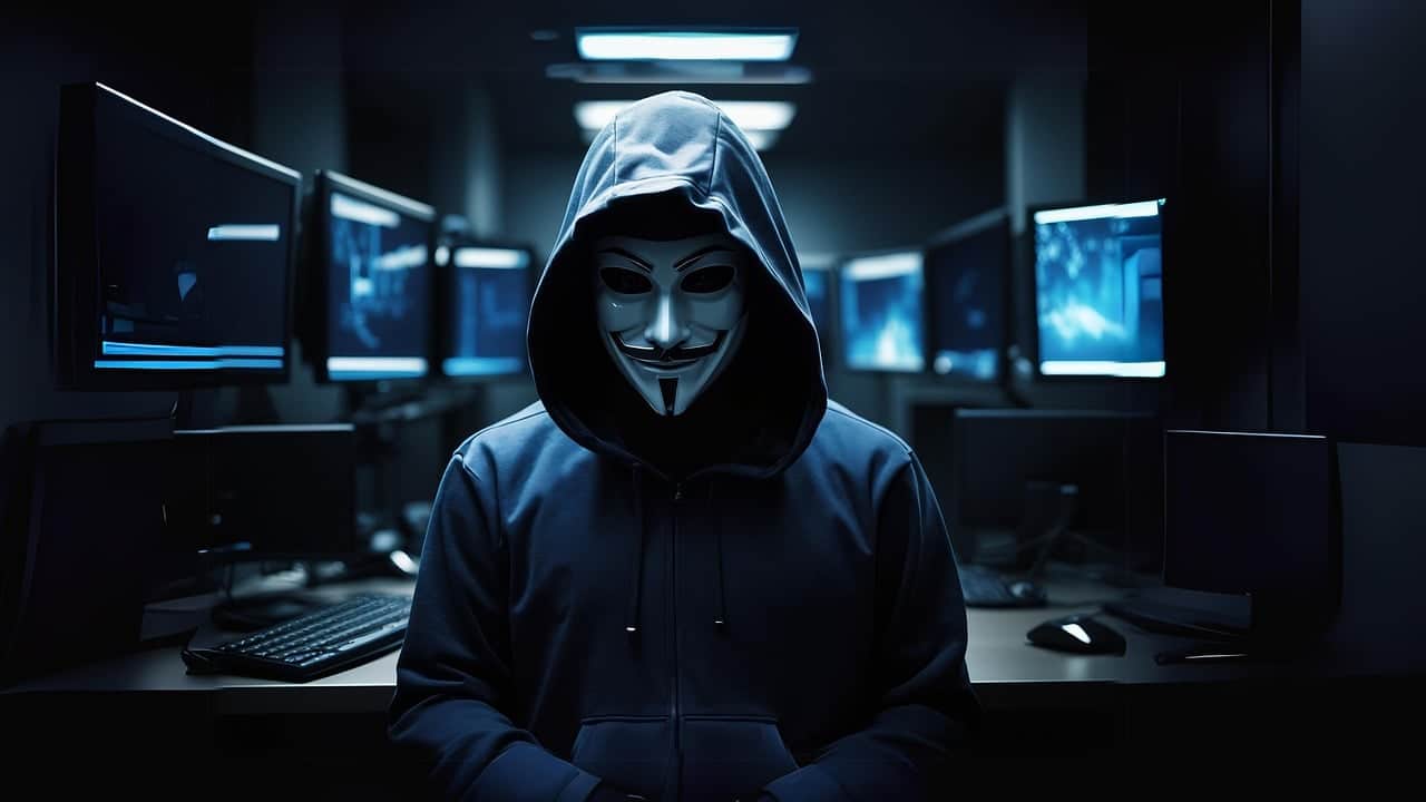 Znany haker kradnący kryptowaluty został złapany i skazany. To młody Rosjanin