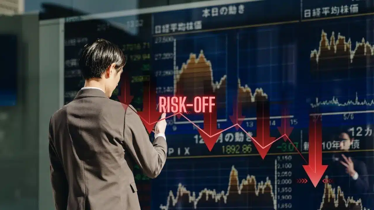 Panika na rynkach! Azja mocno spada, ale są dobre wieści dla Bitcoina. Poprosiliśmy eksperta o komentarz