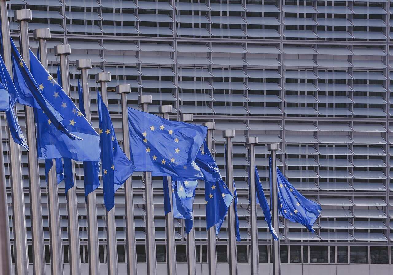 Austriacka giełda kryptowalut ma licencję MICA w aż trzech krajach UE. Teraz zaprasza użytkowników z Polski