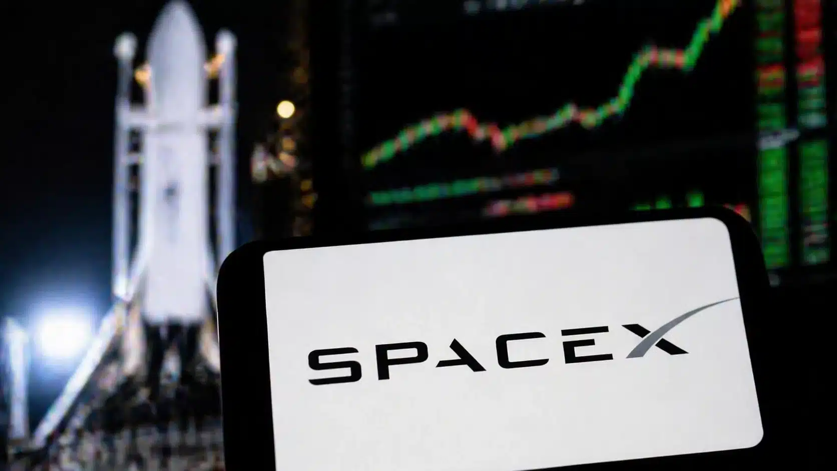 Tajne spotkania SpaceX i 30% akcji dla ludzi. Musk szykuje coś wielkiego