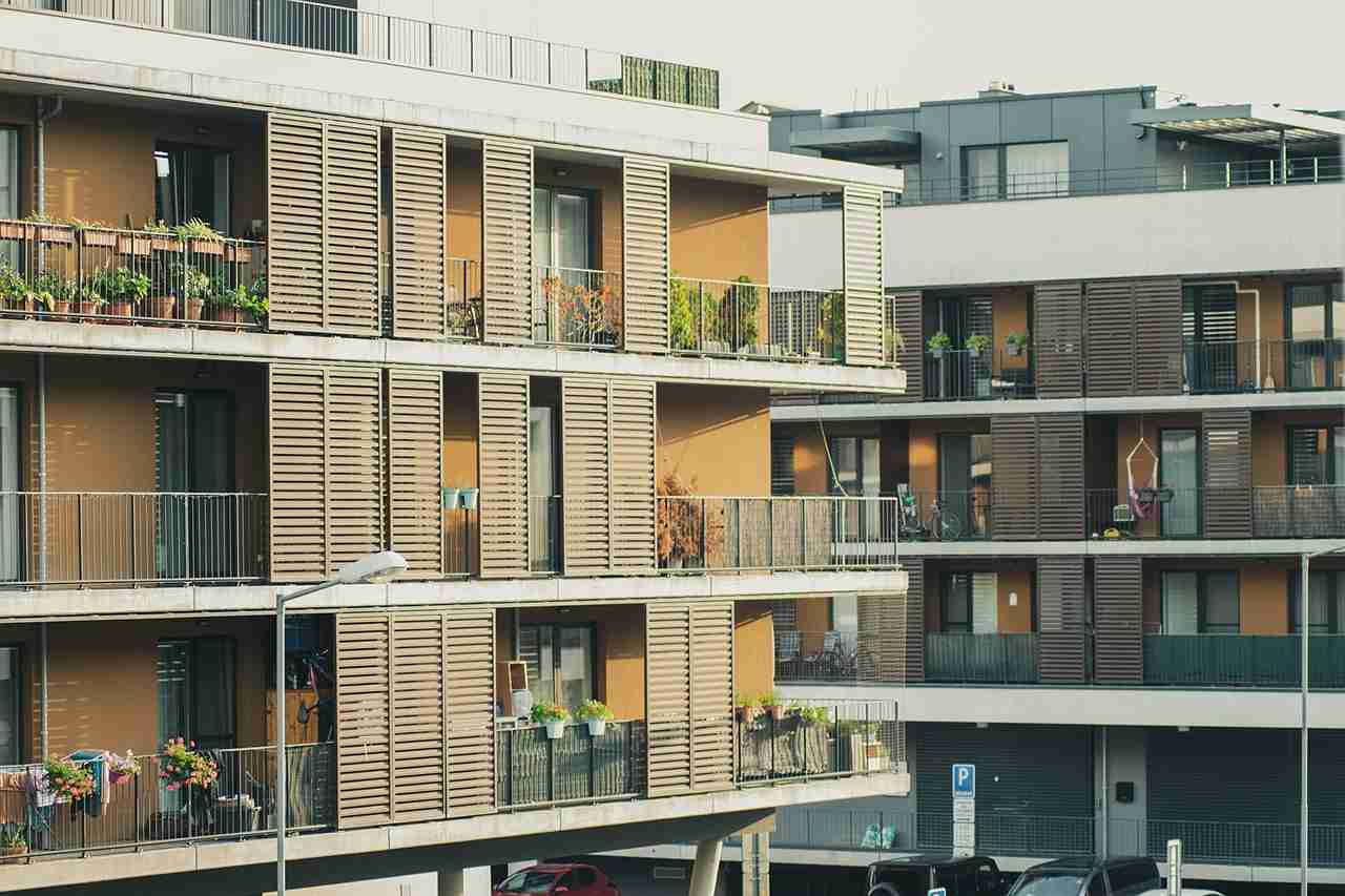 Prawie ćwierć miliona w kieszeni za zmianę adresu, czyli wielka ucieczka z miast