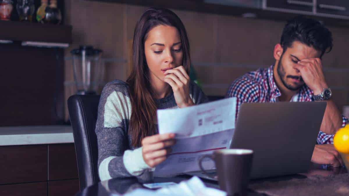 Samorządy również podwyższają podatki. Niektórym się upiecze