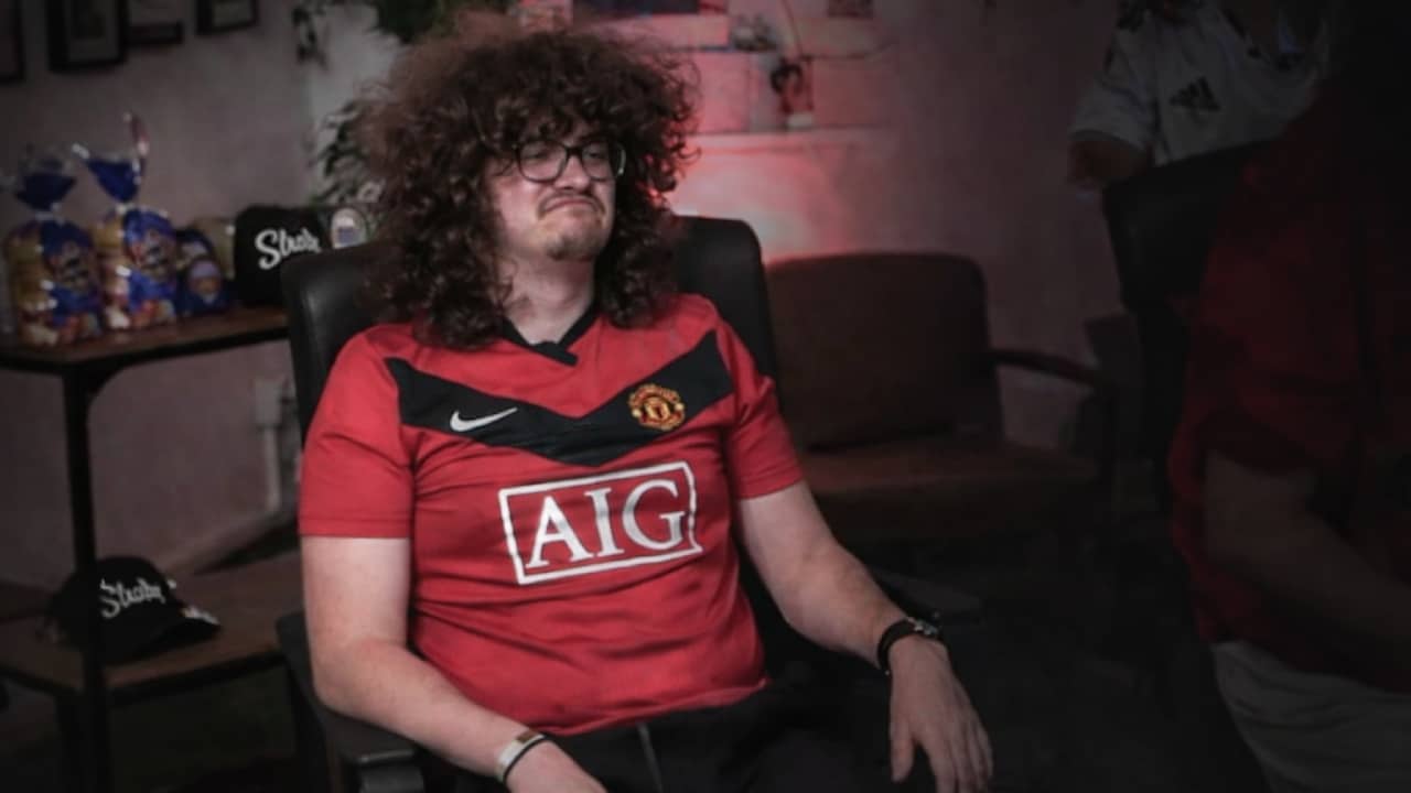 Po 494 dniach wciąż bez fryzjera. Kim jest Frank Ilett i ile zarobił na kryzysie Manchesteru United?