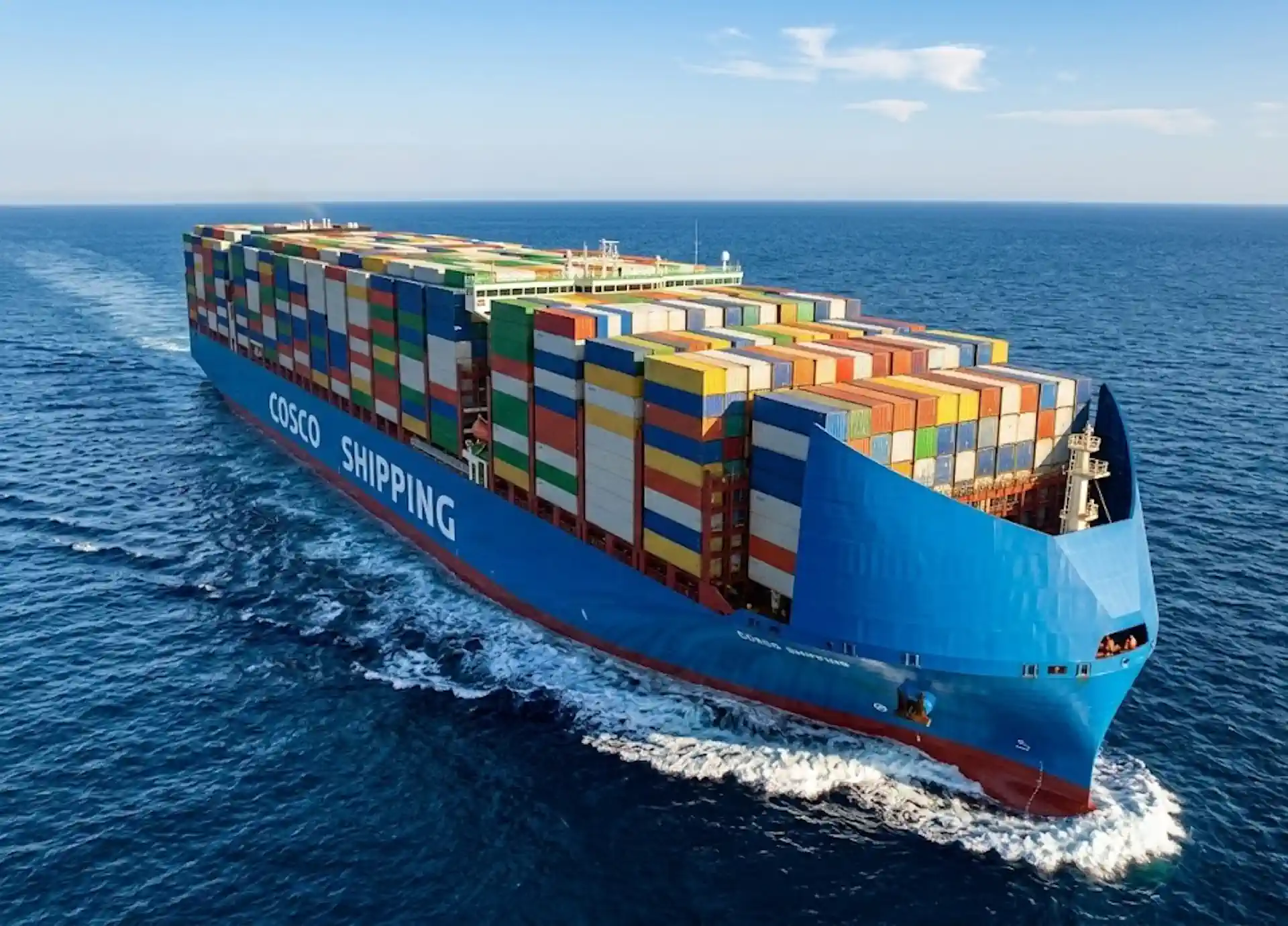 Chiny uciekają z Bliskiego Wschodu: sprzedają długi, Cosco zawiesza żeglugę