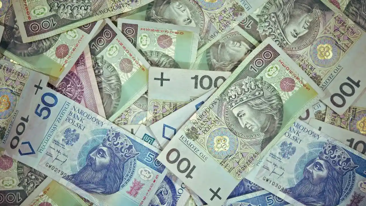 Ta metoda oszczędzania jest coraz popularniejsza. Trzycyfrowy zysk przekonuje niezdecydowanych?