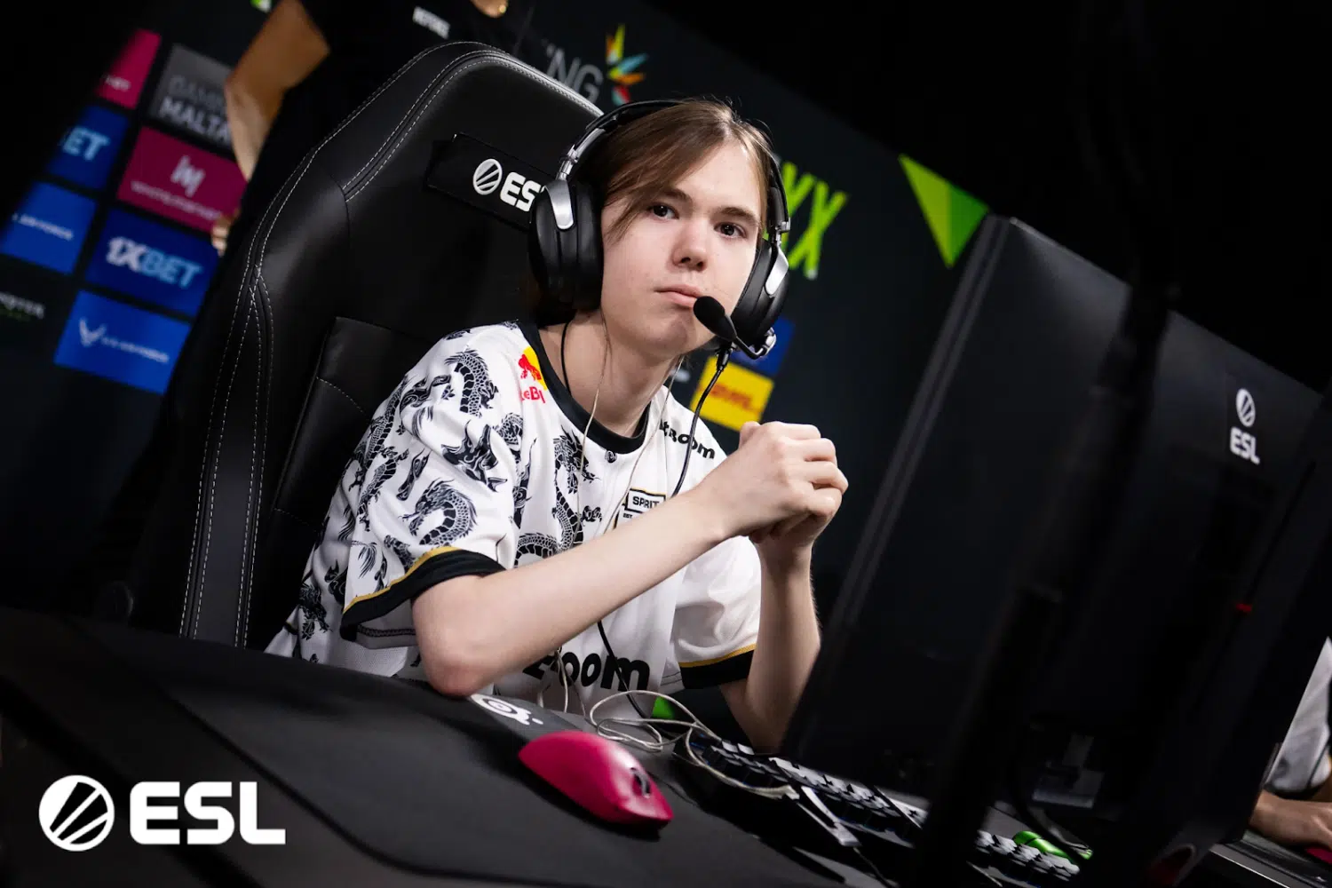 Ogromna sensacja na BLAST Rotterdam – Spirit wraca do domu!