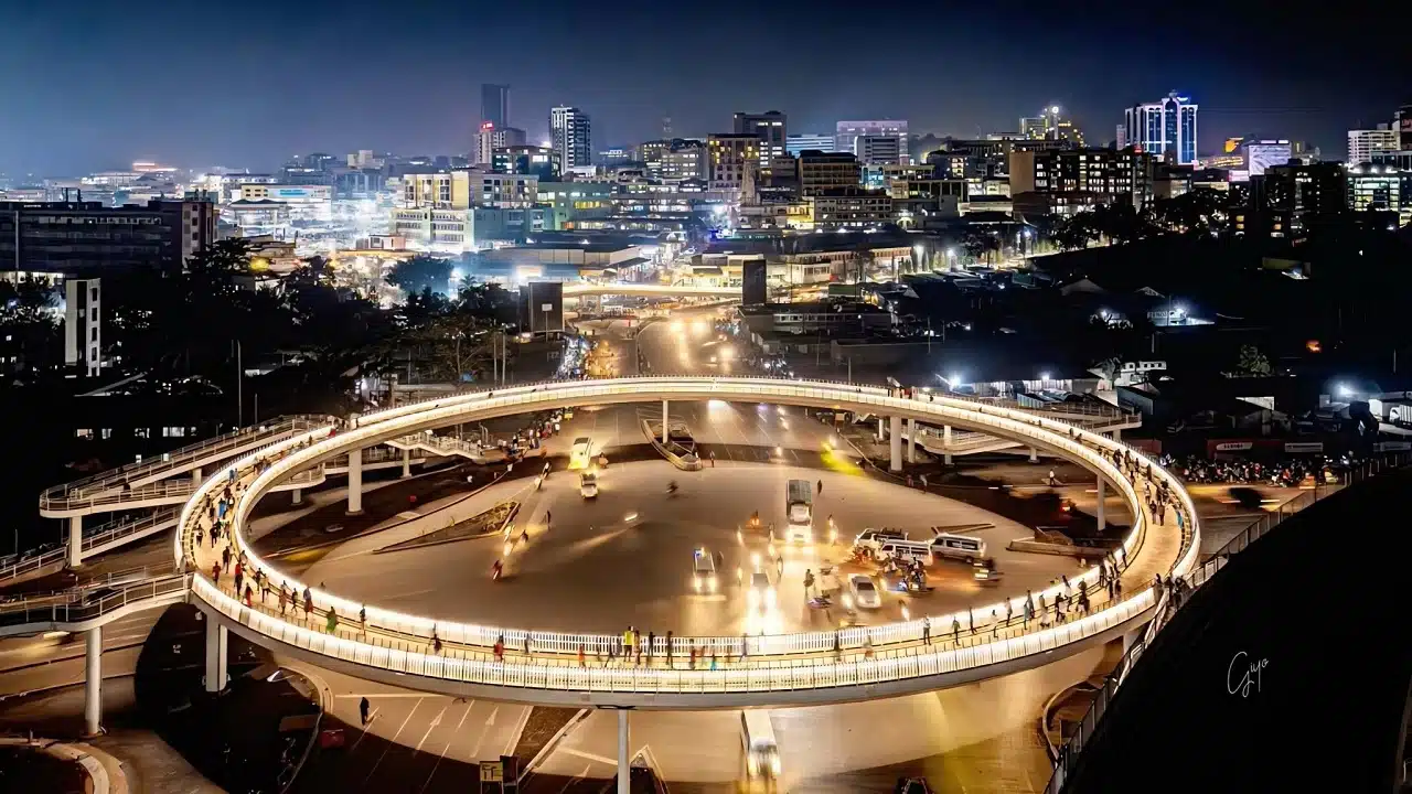 Banki nie chcą się rejestrować jako „zagraniczni agenci”, lobbują za wyjątkiem – ale tylko dla siebie