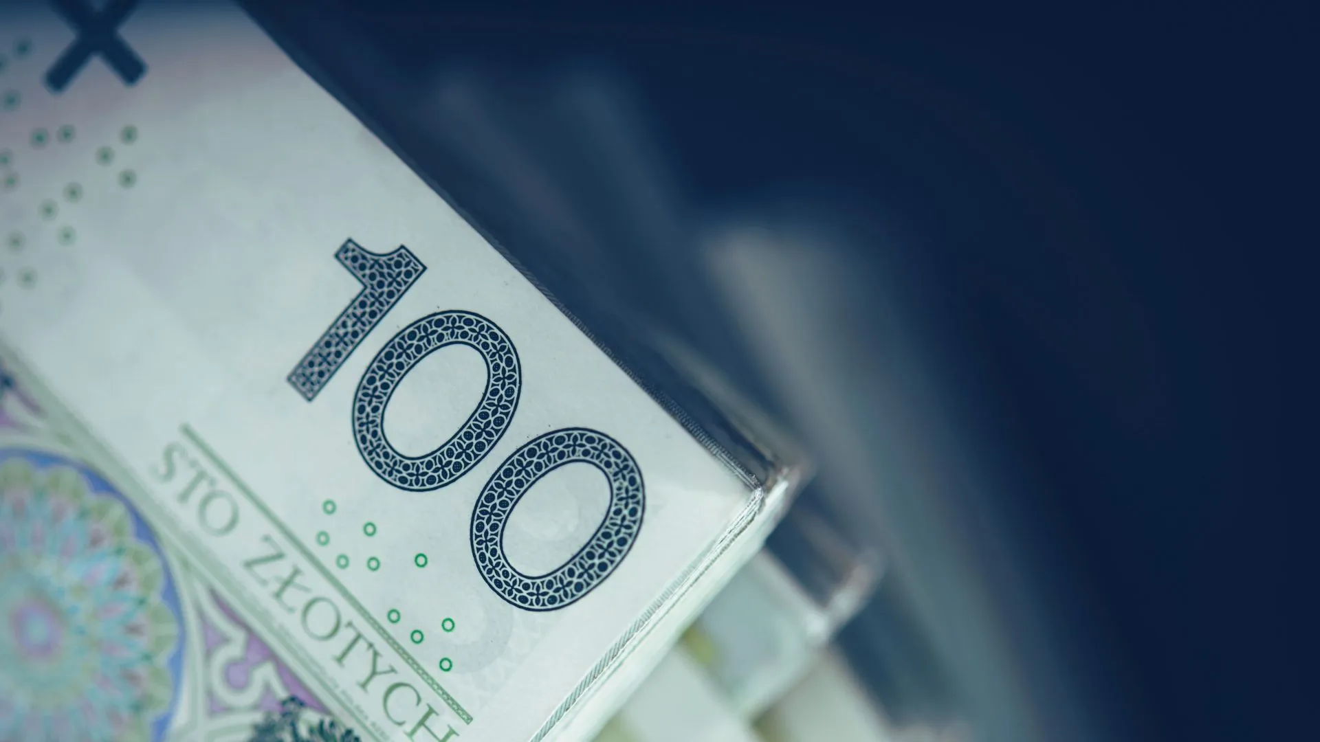 Administracja niewydolna i przerośnięta? Deficyt i dług sektora instytucji rządowych i samorządowych blisko rekordu