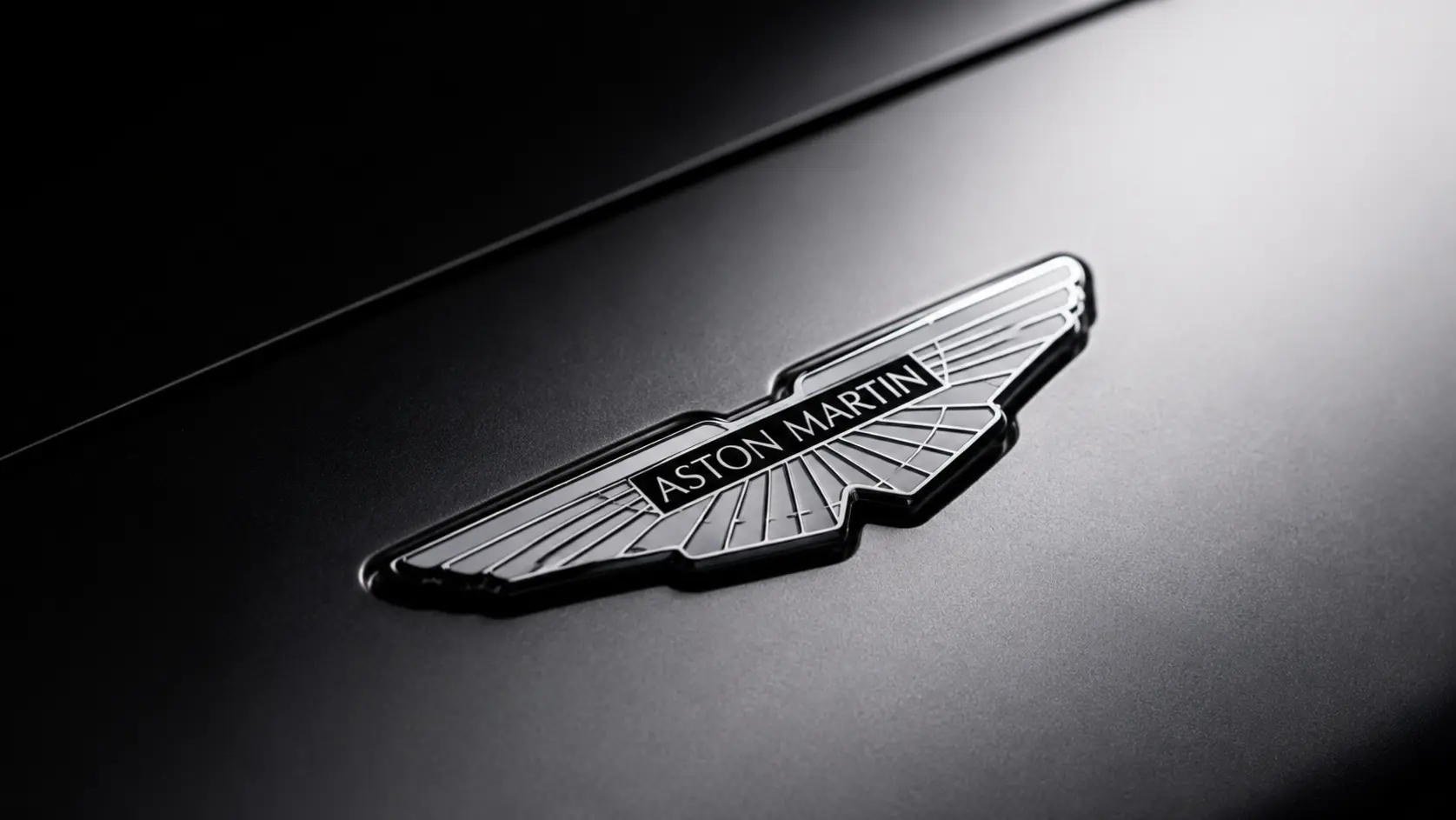Magia Jamesa Bonda już nie wystarczy. Aston Martin znowu walczy o przetrwanie