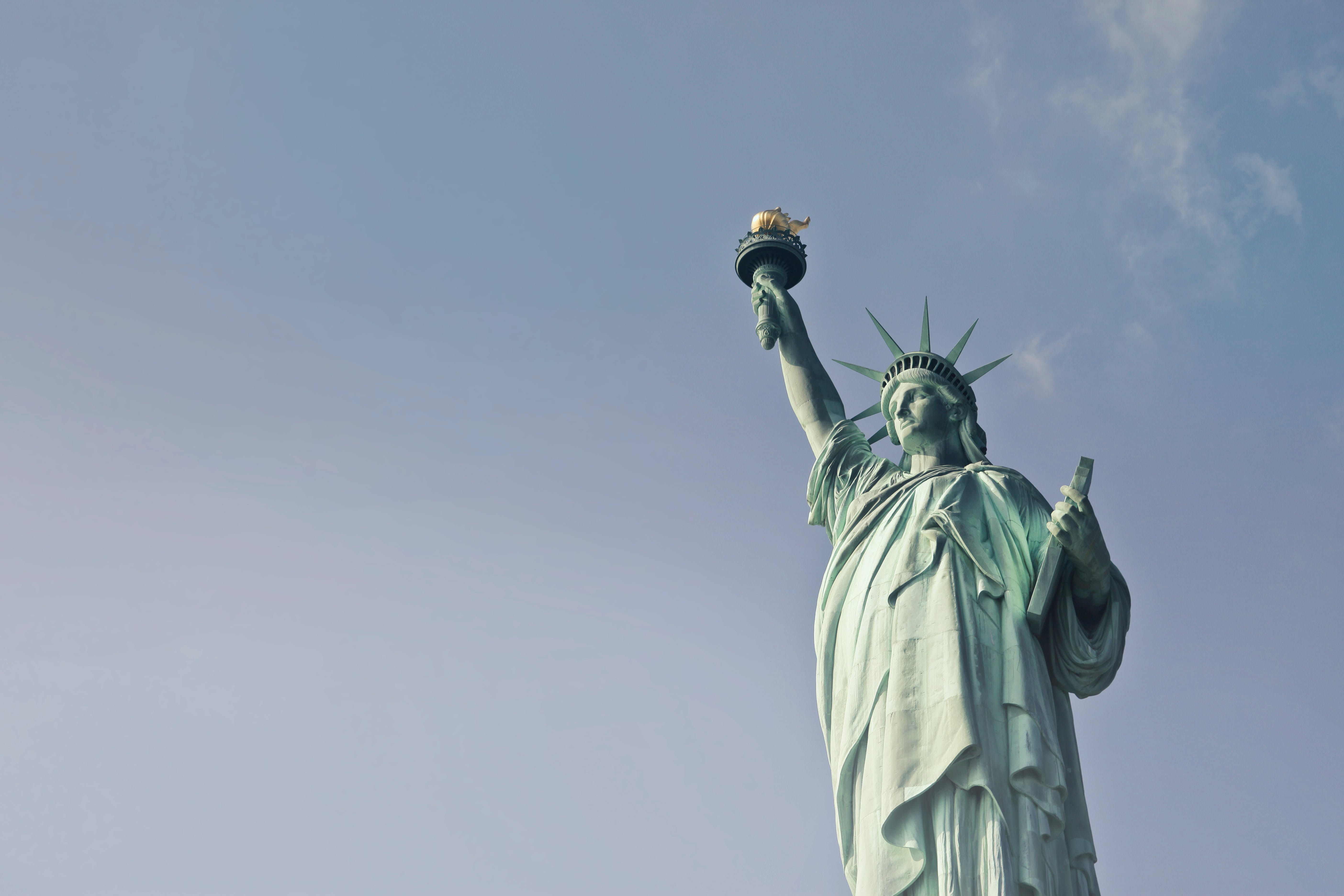 Z ostatniej chwili: Dane ISM i ADP z USA zaskoczyły Wall Street. Zwolnienia mimo wzrostu usług?