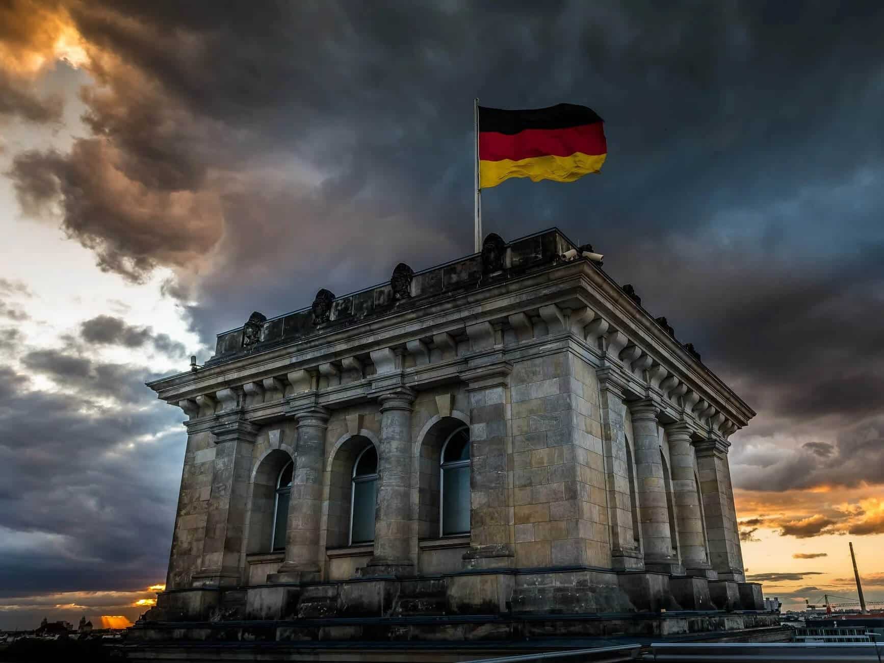 Niemiecka gospodarka na łopatkach? Bundesbank i Greenpeace ostrzegają: „36 mld EUR strat”