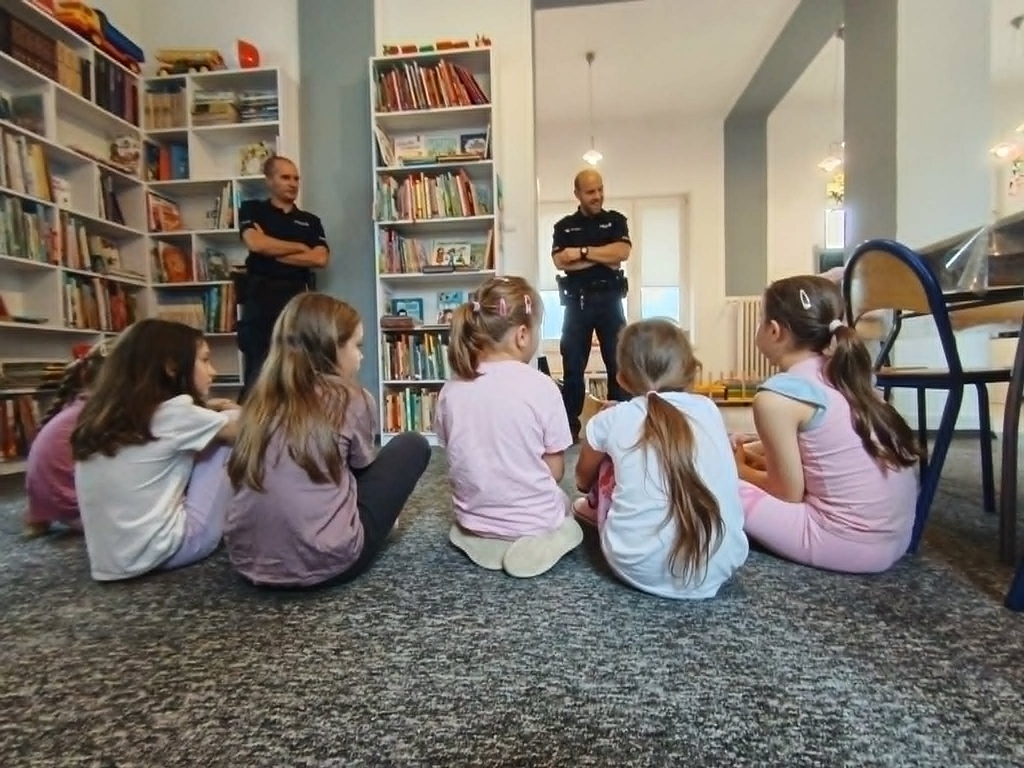 Jak bezpiecznie spędzić wakacje?