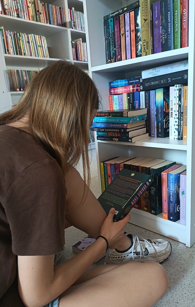 Young Adult w Bibliotece „Nad Skałą” – czytasz? Czujesz!
