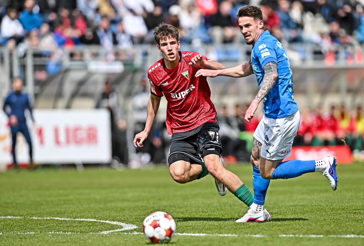 Piłkarze GKS-u Tychy w końcu wygrali mecz ligowy. Gola strzelił 17-latek