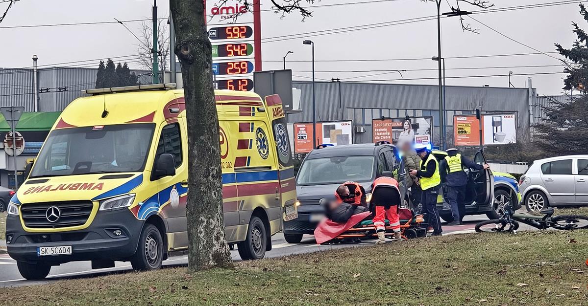 Tychy: Rowerzysta uderzył w bok volkswagena