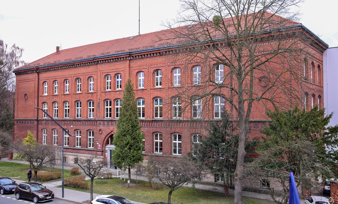 Pszczyna: Wyremontują dach „Chrobrego”