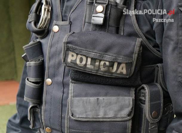 Wola: Policjant po służbie pomógł zatrzymać naćpanego kierowcę