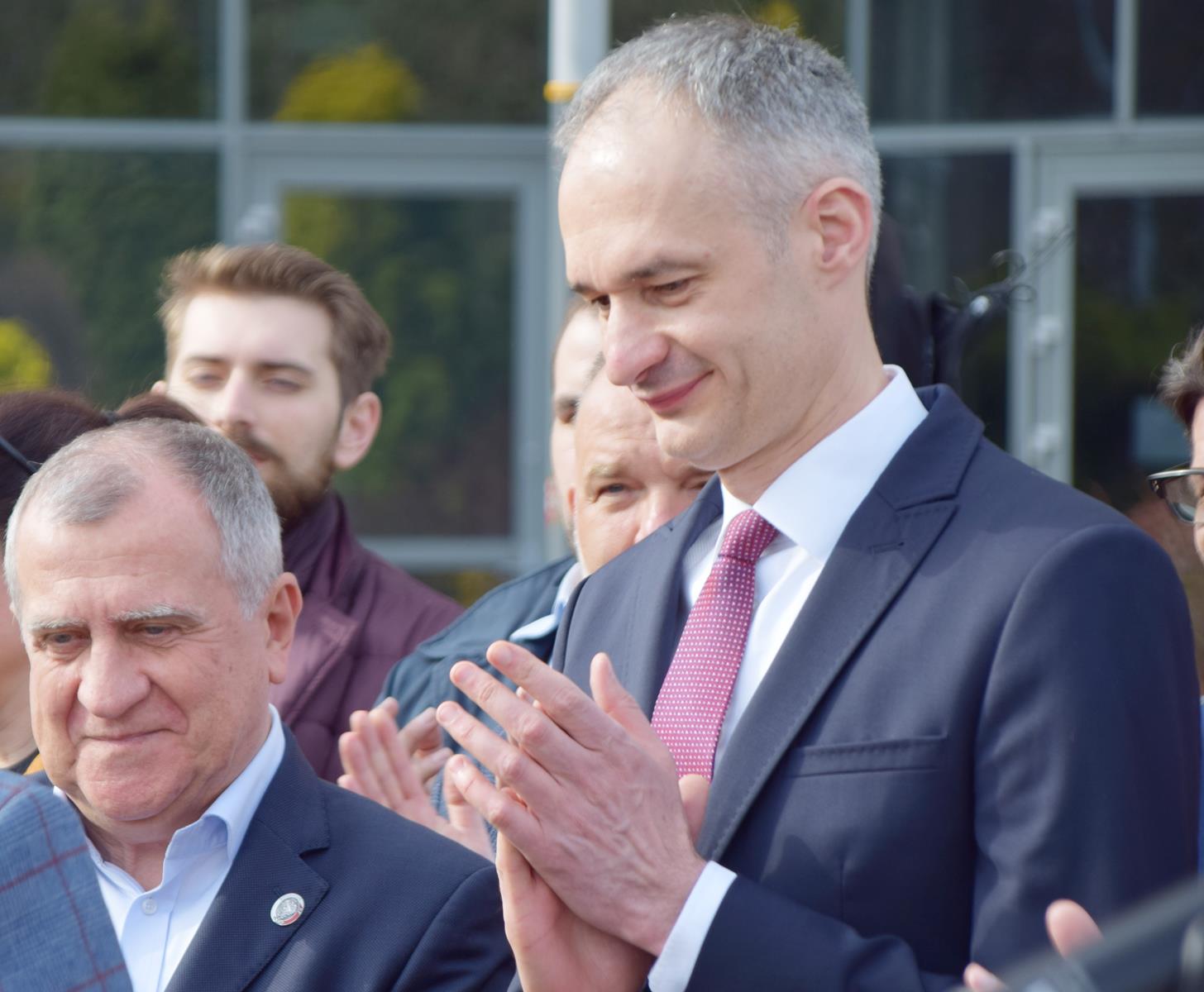 Tychy: Nowe lodowisko. Prezydent Dziuba obiecał, prezydent Gramatyka wykonuje