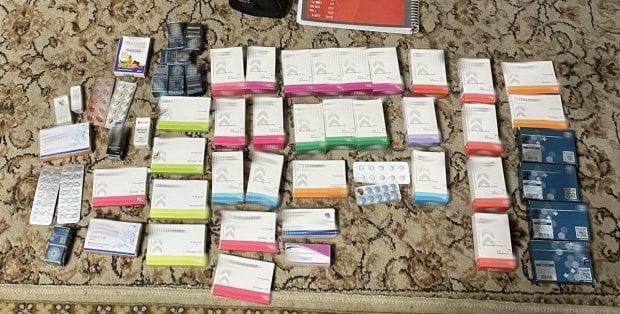 5 osób zatrzymanych ws. handlu opioidami. W areszcie m.in. lekarka z pow. grójeckiego