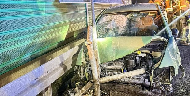 Wypadek na S7 koło Płońska. Dwie osoby ranne po uderzeniu w bariery