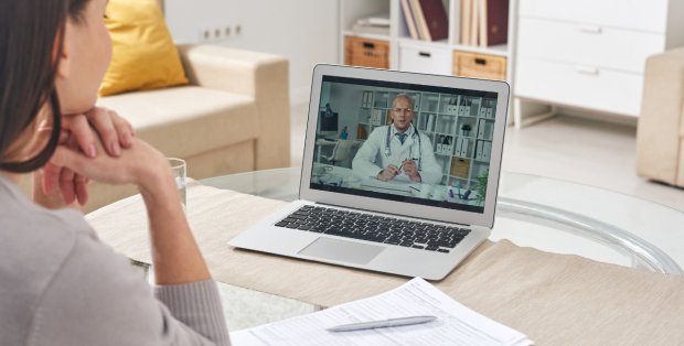 Lekarz online bez wychodzenia z domu – jak działa konsultacja internetowa?