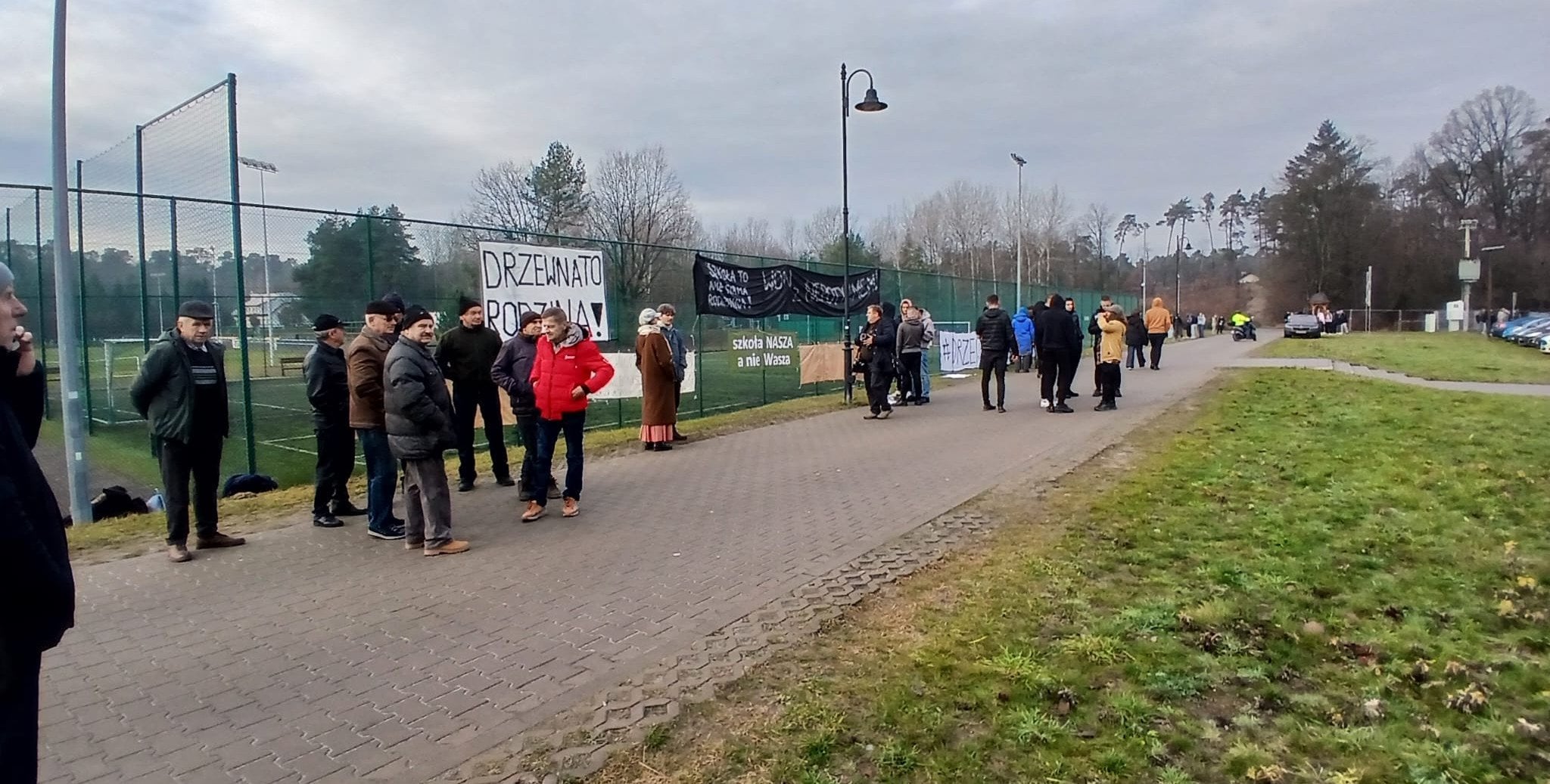 Były dyrektor szkoły w Garbatce-Letnisku odpiera zarzuty. „Nie chcę odejść jako złodziej”