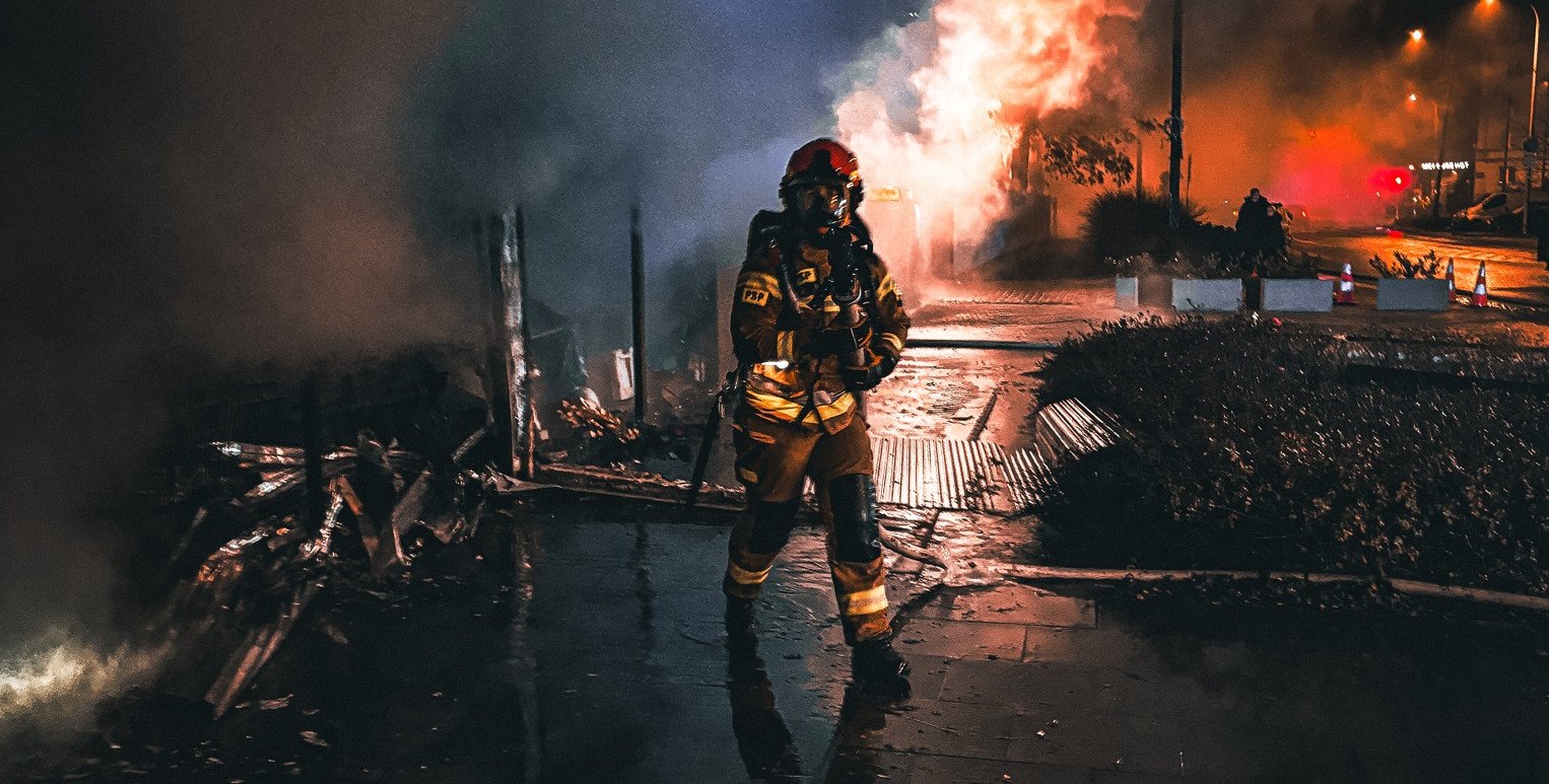 Zatrzymano mężczyznę w związku z pożarem na targowisku przy Bakalarskiej