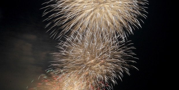 Sylwestrowe zabawy, koncerty i oczekiwanie. Witamy Nowy 2026 Rok