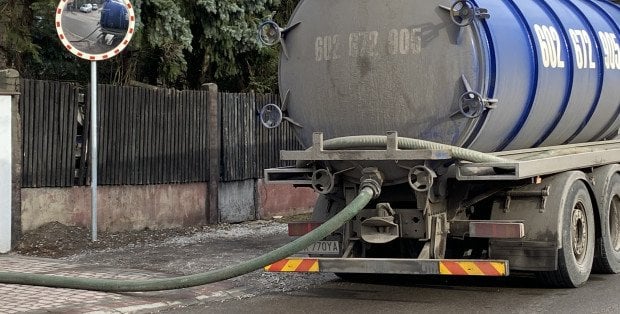 Nawet 100 złotych więcej za wywóz szamba w Warszawie