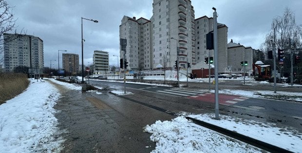 Betonowe zapory na warszawskim Kamionku? Mają zapobiegać nielegalnemu parkowaniu