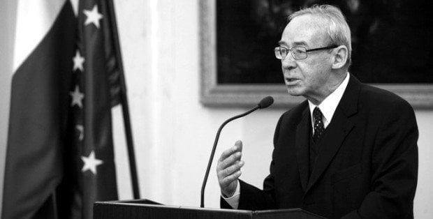 Zmarł prof. Andrzej Paczkowski. Wybitny historyk miał 87 lat