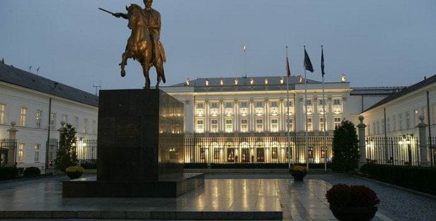 Weto prezydenckie m.in. do ustawy o usługach cyfrowych i o NCBR