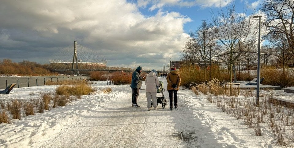 Koniec akcji ogrzewanych namiotów i dodatkowych autobusów
