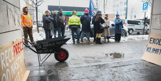 Uchwała ws. strefy czystego transportu w Krakowie do poprawki. Jest decyzja sądu