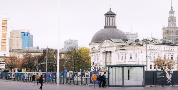 Unikalne materiały, wyjątkowe rozmowy. Nowa audycja RDC „Kroniki pałacowe”