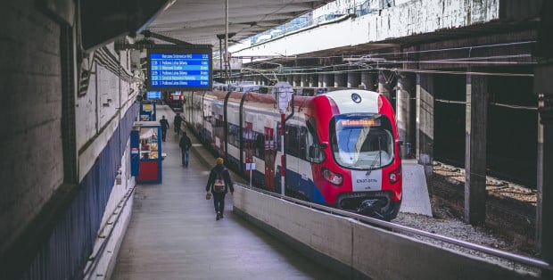 Zmiany w kursowaniu WKD. Od soboty pociągi tylko do Dworca Zachodniego