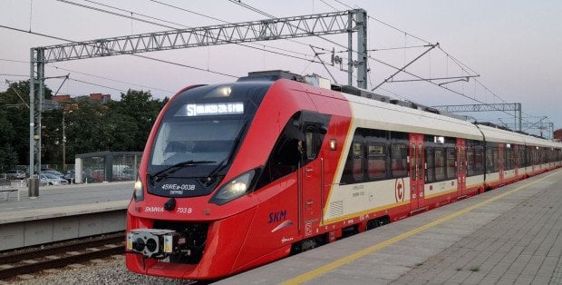 Przez rok dwa razy mniej pociągów SKM na trasie Warszawa – Otwock