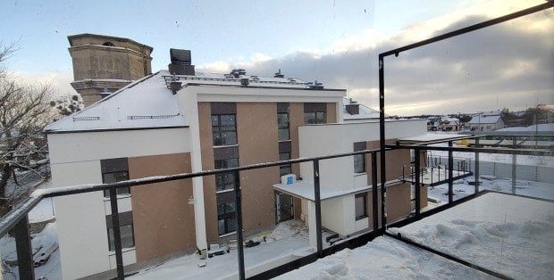 Budowa mieszkań na wynajem w Sierpcu na ukończeniu. W kwietniu wprowadzą się lokatorzy