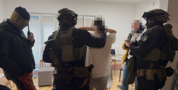 Poszedł na rozmowę o pracę w call center, trafił na handlarzy ludźmi