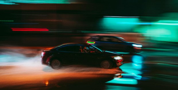 Nielegalne wyścigi samochodowe od dziś przestępstwem. To niejedyne zmiany