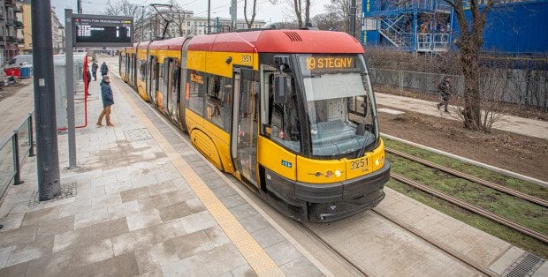 „Możliwa kontrola biletów”. Nowy komunikat w Warszawskim Transporcie Publicznym