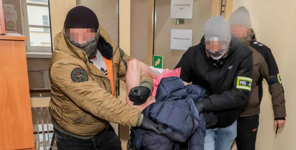 Areszt dla 49-latka z Targówka. Miał zabić swoich rodziców i trzy zwierzęta