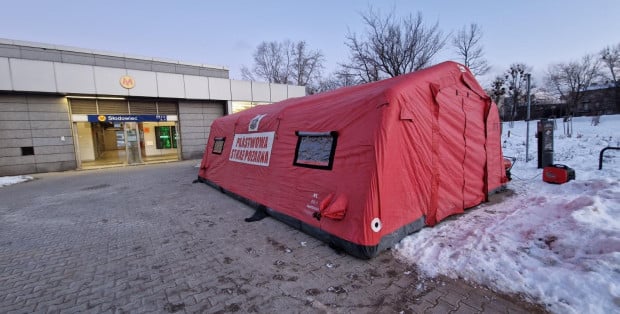 Namioty grzewcze na Mazowszu czynne całą dobę [ADRESY]