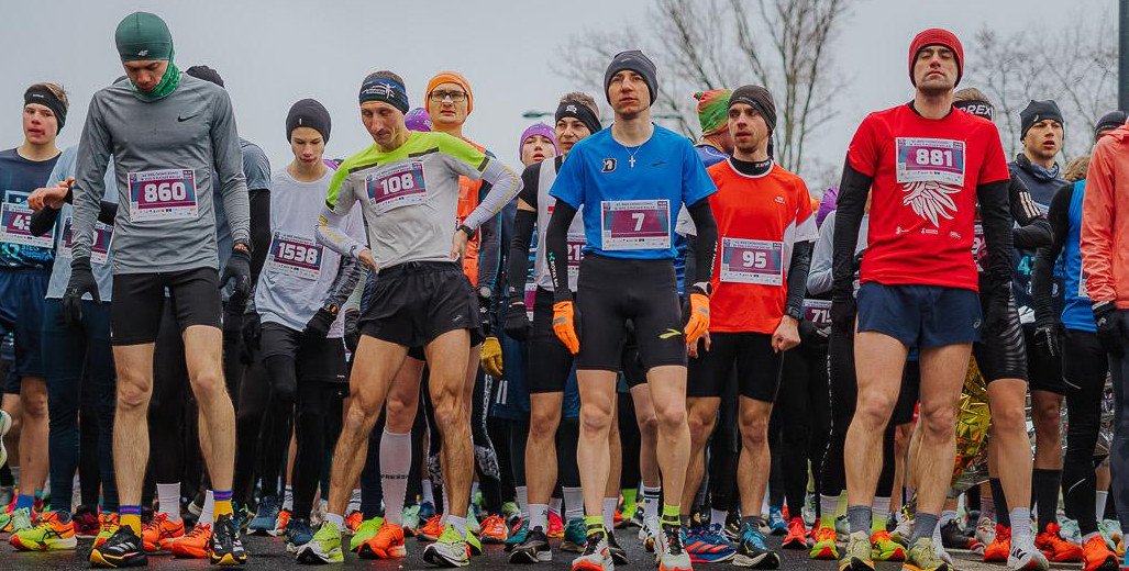 Dwa duże biegi na Bielanach. Są utrudnienia dla kierowców