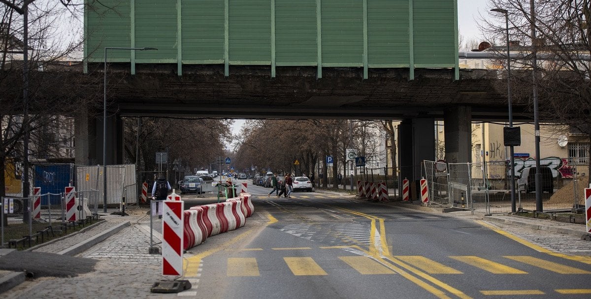 Problemy z remontem wiaduktów nad Paryską. Kontrola wykazała nieprawidłości
