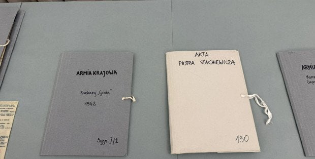 Oryginalne dokumenty Armii Krajowej w Archiwum Akt Nowych w Warszawie