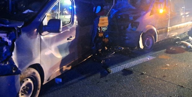 Wypadek pod Ostrowią Mazowiecką. Dwie osoby zginęły, droga w kierunku Białegostoku zablokowana