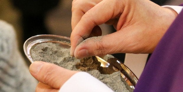 Środa Popielcowa w Kościele katolickim. Rozpoczyna się Wielki Post