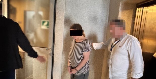 21-latka w areszcie po ataku na policjanta. Wcześniej kilkadziesiąt razy miała wzywać służby